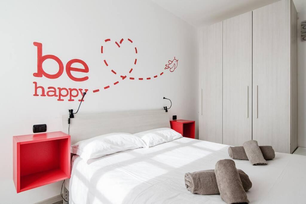 Апартаменти Be Happy - The House Of Travelers Комо Екстер'єр фото
