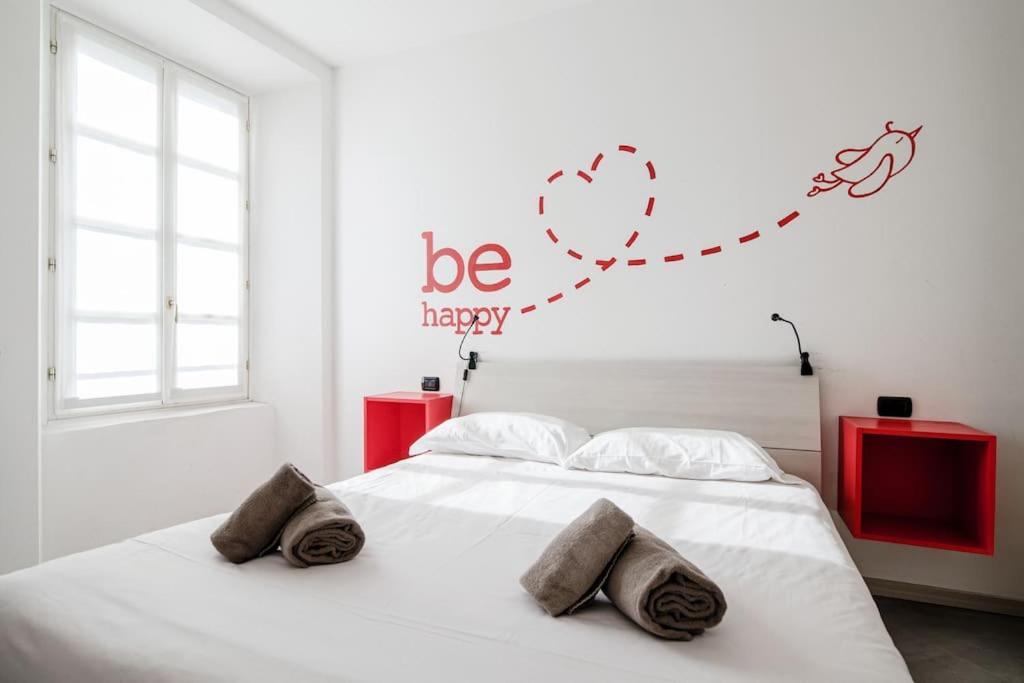 Апартаменти Be Happy - The House Of Travelers Комо Екстер'єр фото
